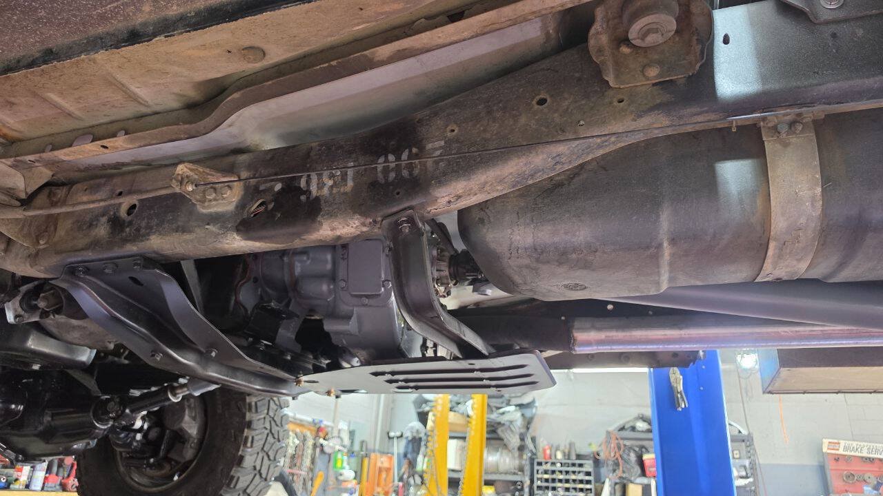 Used 1990 Dodge D/W Truck 250 AWD/4WD image 17