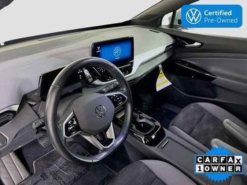 Certified 2022 Volkswagen ID.4 Pro AWD/4WD image 9