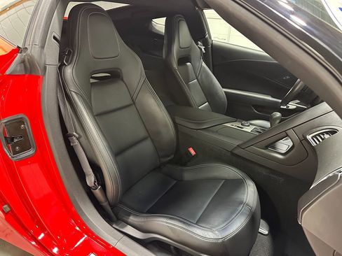 Used 2014 Chevrolet Corvette 1LT w/ Battery Protection Package image 14