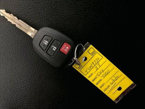 Certified 2023 Toyota Tacoma SR image 12