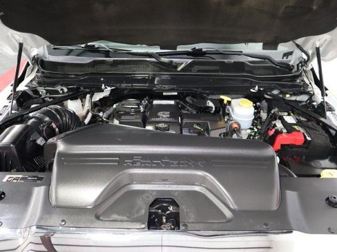 Used 2022 RAM 3500 Tradesman w/ Chrome Appearance Group AWD/4WD image 86