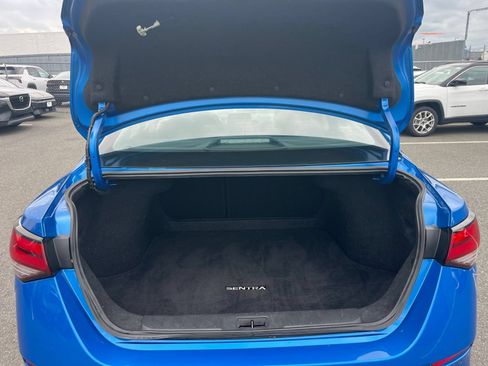 Used 2025 Nissan Sentra SV FWD image 25