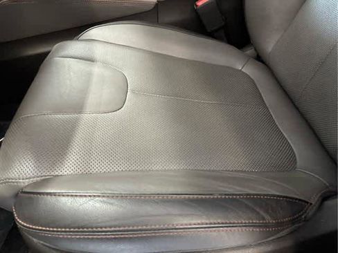 Used 2020 Hyundai Santa Fe Limited image 23