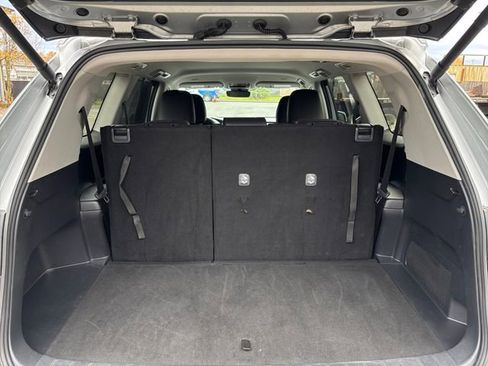 Used 2025 Toyota Grand Highlander XLE image 21