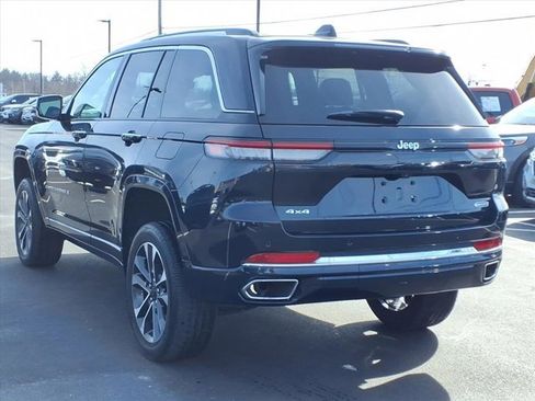 Used 2023 Jeep Grand Cherokee Overland image 5