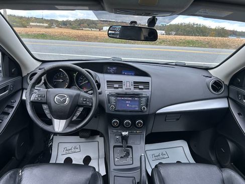 Used 2013 MAZDA MAZDA3 i Grand Touring w/ Tech Pkg image 16