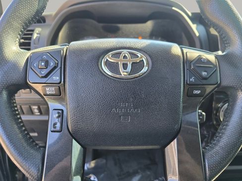 Used 2016 Toyota 4Runner Trail Premium AWD/4WD image 6