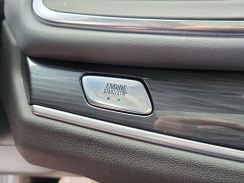 Used 2021 Buick Enclave Essence w/ Sport Touring Edition image 30