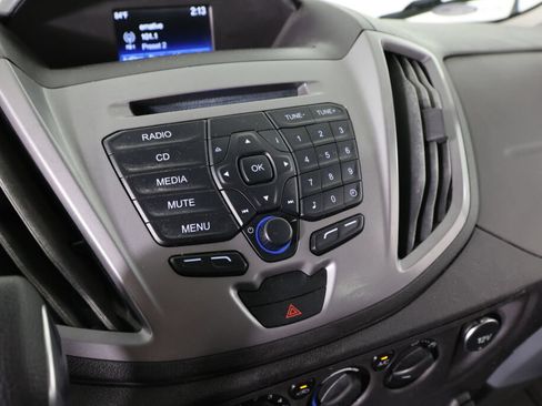 Used 2019 Ford Transit 350 XLT RWD image 27