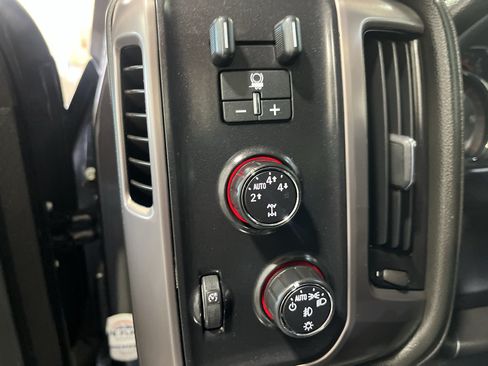 Used 2015 GMC Sierra 1500 SLT w/ All-Terrain Package AWD/4WD image 29