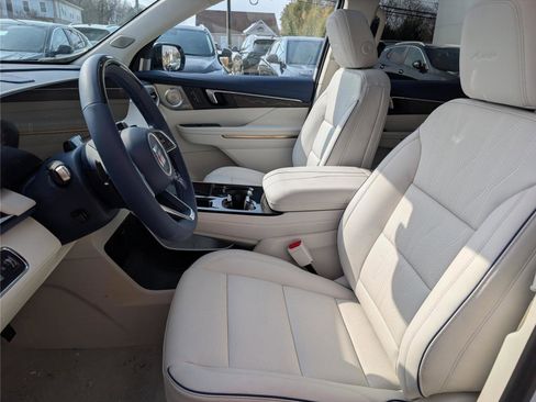 New 2026 Buick Enclave Avenir w/ Super Cruise Package image 16