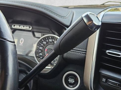 Used 2019 RAM 2500 Laramie w/ Night Edition image 17