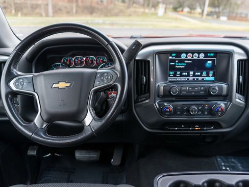 Used 2019 Chevrolet Silverado 1500 LT w/ All Star Edition image 12