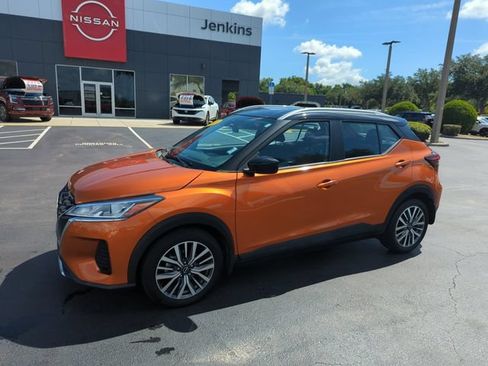 Certified 2023 Nissan Kicks SV FWD image 13
