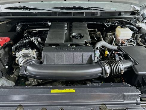 Used 2024 Nissan Frontier SL w/ Technology Package image 32