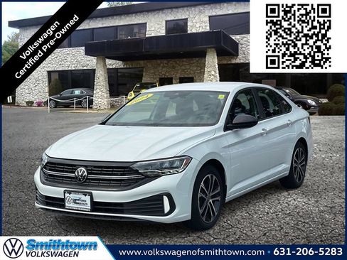 Used 2024 Volkswagen Jetta Sport FWD image 1