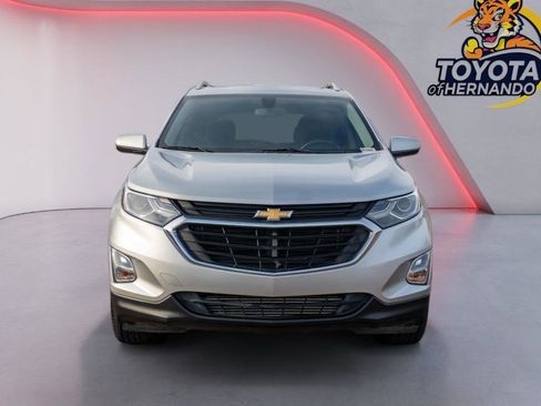 Used 2018 Chevrolet Equinox LT w/ Sun & Infotainment Package image 2