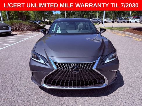 Used 2024 Lexus ES 350 w/ Technology Package FWD image 2
