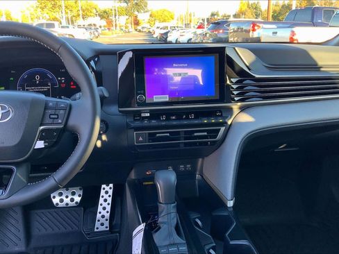New 2026 Toyota Camry SE image 6