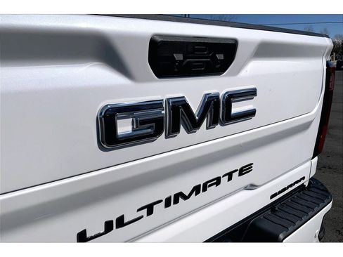 Used 2024 GMC Sierra 3500 Denali Ultimate image 33