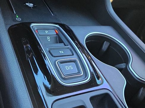 Used 2025 Honda Pilot Elite image 16