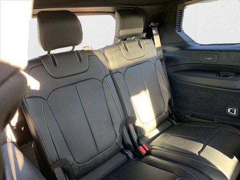 New 2025 Jeep Grand Cherokee L Overland w/ Luxury Tech Group IV image 30