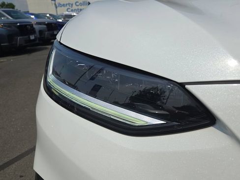 Used 2024 Honda HR-V EX-L image 9