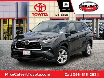 Certified 2024 Toyota Highlander LE
