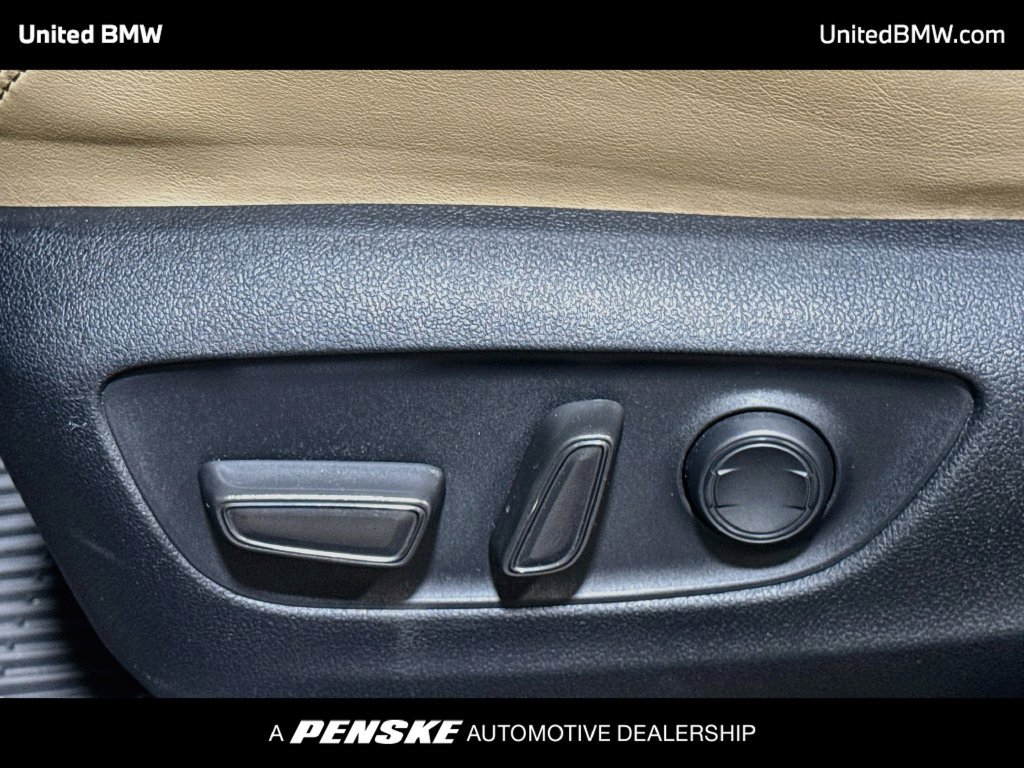 Used 2022 Toyota RAV4 XLE Premium AWD/4WD image 11