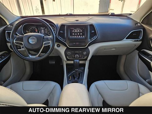 Used 2020 Jeep Cherokee Latitude Plus w/ Cold Weather Group image 19