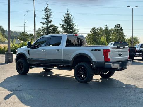 Used 2018 Ford F350 Lariat w/ Chrome Package AWD/4WD image 5