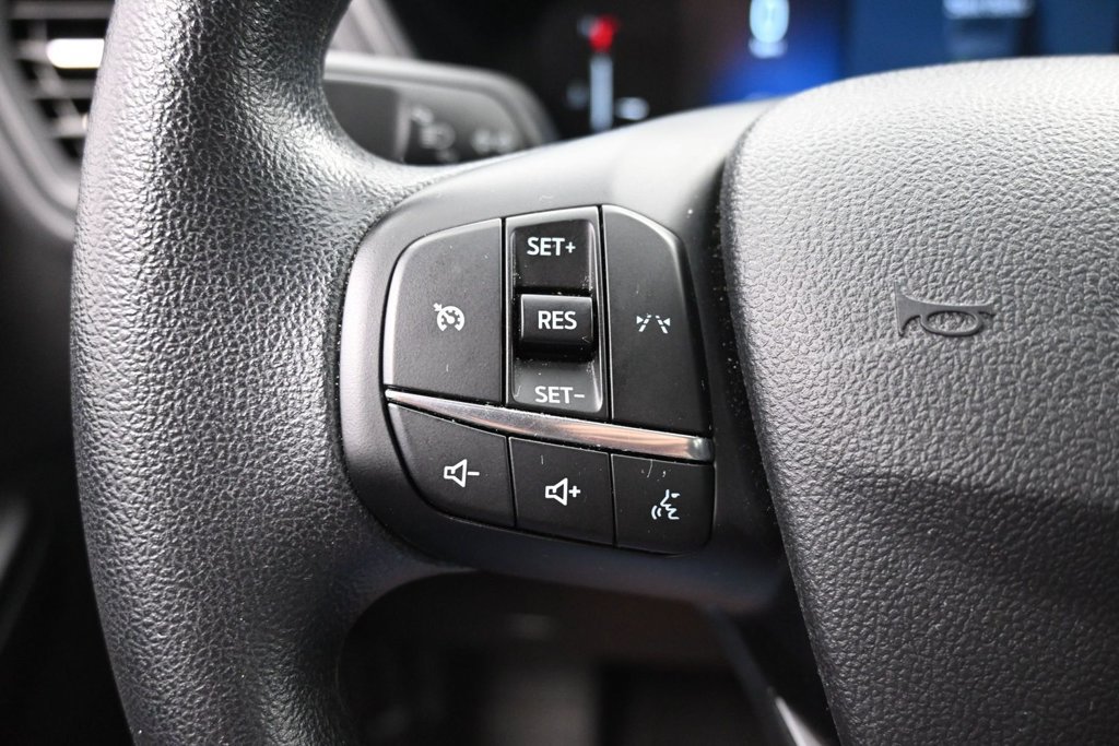 Used 2025 Ford Escape Active AWD/4WD image 12