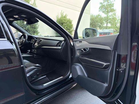 Used 2016 Volvo XC90 T6 R-Design w/ Vision Package image 75