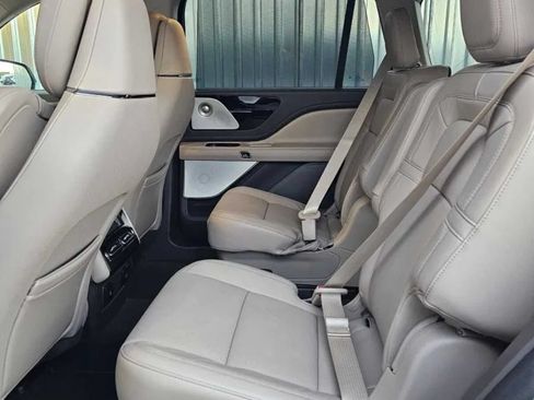 Used 2024 Lincoln Aviator Reserve w/ Equipment Group 201A AWD/4WD image 12
