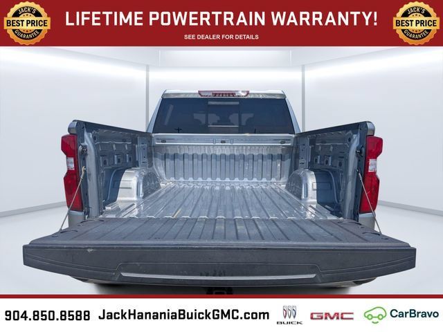 Used 2024 Chevrolet Silverado 1500 RST w/ Convenience Package II AWD/4WD image 16