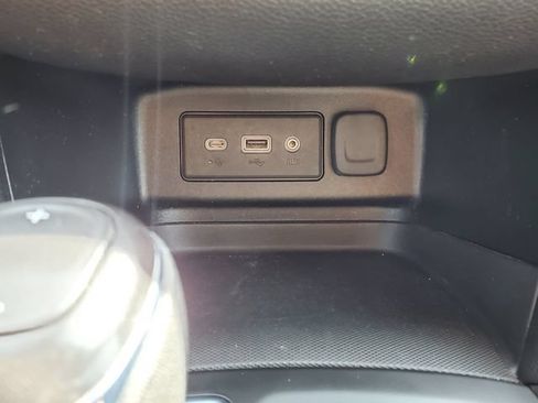 Used 2020 Chevrolet Equinox LT w/ Driver Convenience Package FWD image 33