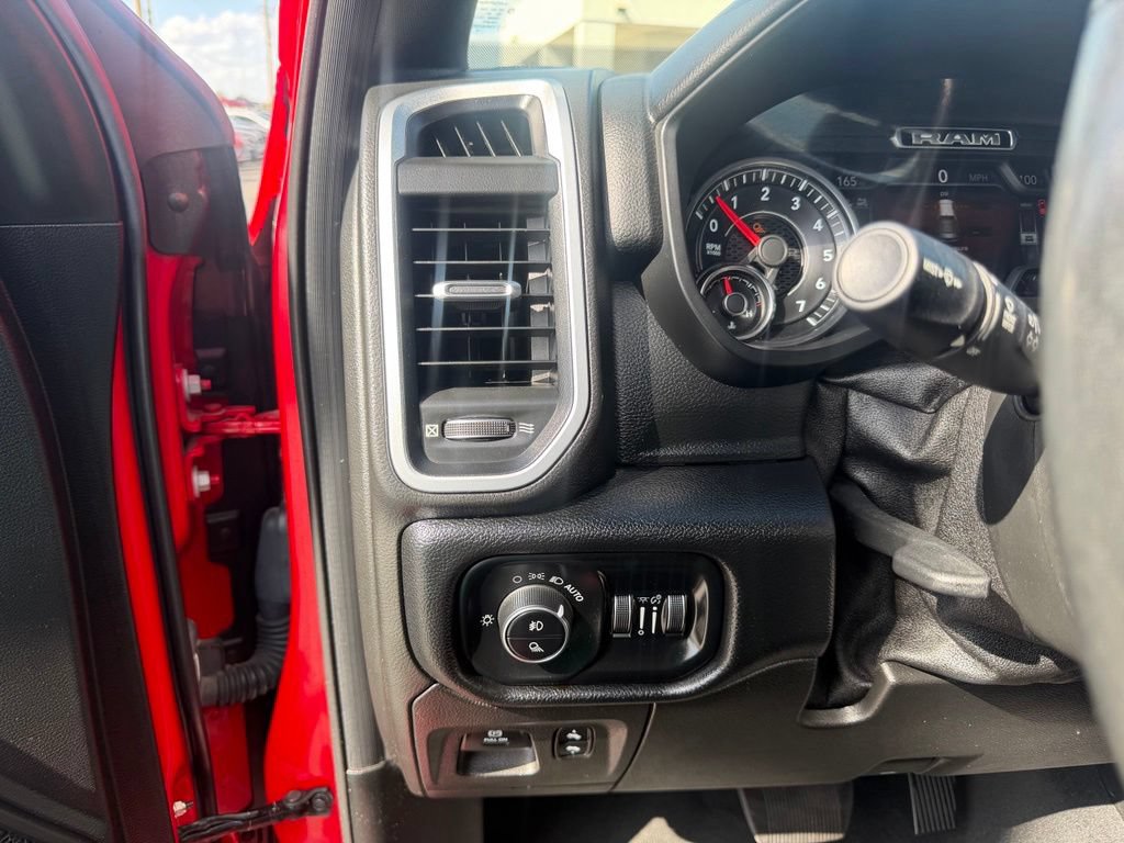 Used 2019 RAM 1500 Big Horn RWD image 26