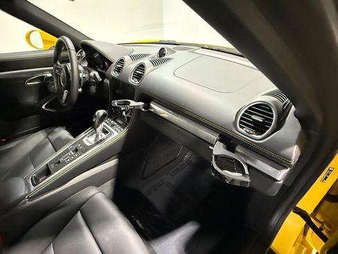 Used 2025 Porsche 718 Boxster S image 63