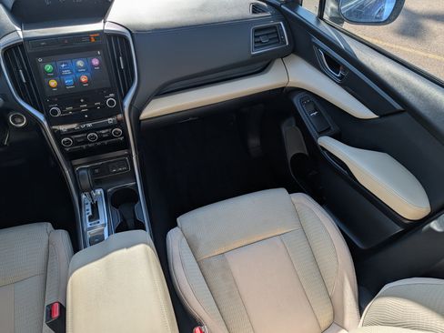 Used 2022 Subaru Ascent Premium w/ Convenience Package image 11