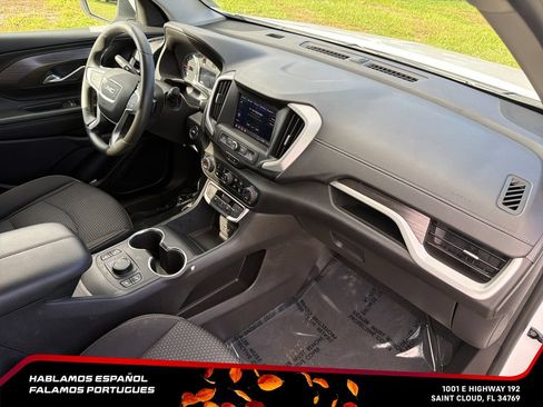 Used 2024 GMC Terrain SLE w/ Driver Convenience Package FWD image 36