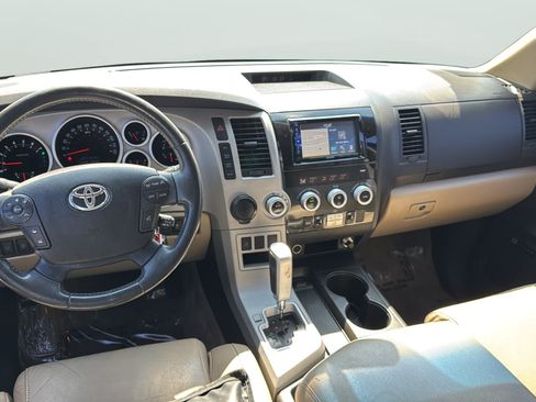Used 2008 Toyota Sequoia Limited w/ Cold Area Pkg RWD image 14