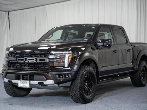 Used 2024 Ford F150 Raptor AWD/4WD image 3