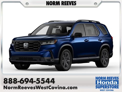 Used 2025 Honda Pilot Sport image 1