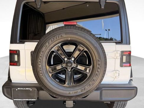 Used 2021 Jeep Wrangler Unlimited Sport AWD/4WD image 4