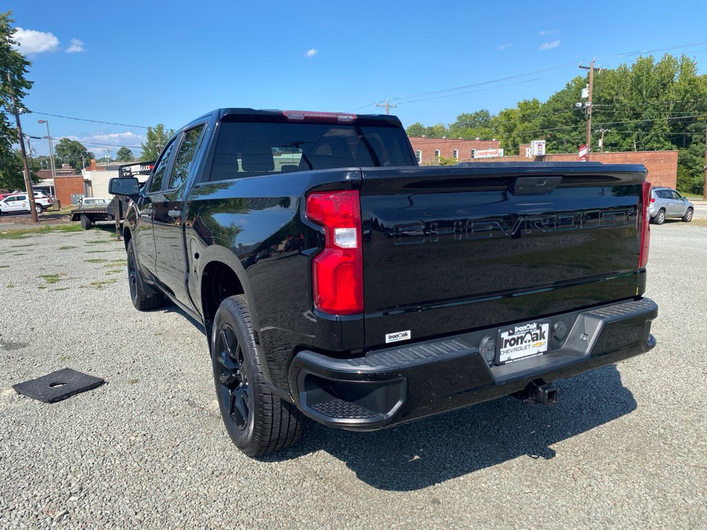 Used 2022 Chevrolet Silverado 1500 Custom RWD image 5