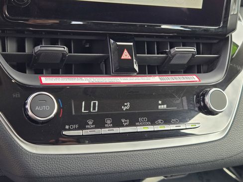 Used 2024 Toyota Corolla LE FWD image 18