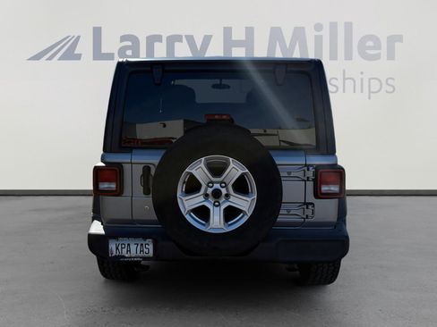 Used 2020 Jeep Wrangler Unlimited Sport S image 4