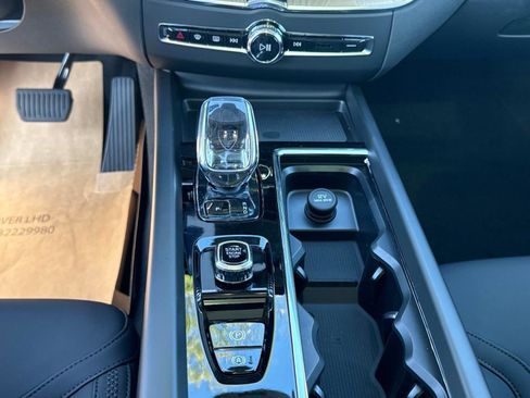 New 2026 Volvo XC60 B5 Plus w/ Climate Package image 24