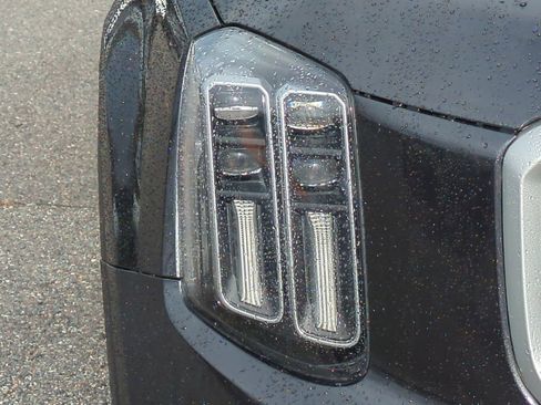 Used 2024 Kia Telluride S image 10