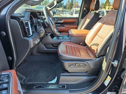 Used 2023 GMC Sierra 1500 Denali Ultimate image 11